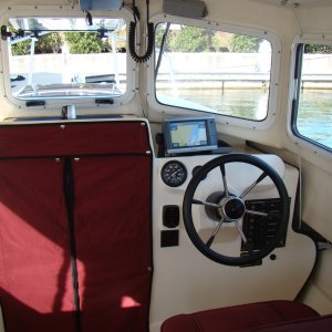 v berth cover