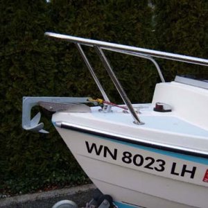 Installed: Bow rail, Haus pipe, Roller and Anchor. Isn't it cute...I've Used bigger Weights for Fishing
