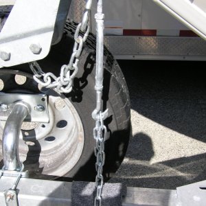 Securing the bow on trailer