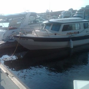 Media 'C's Slap Shot at Barefoot Landing Resort Marina' in album 'The first Slap Shot, an Eastern 18.  Loved the boat, just too small.'