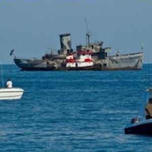 USCGC Mohawk-7-1-2012-Being positioned into final resting place