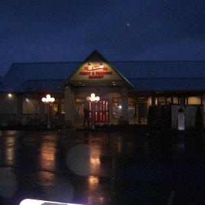 Meat free grocery store....but open 'til 4 pm.