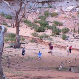 Rob, Donna, Jeff, Chris, Jodi and Terry hiking up to the natural dam at the en of Iceberg Canyon Monday morning 9-23-13