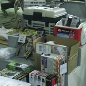 Media 'the loot' in album 'factory night'
