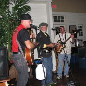 Media 'GREAT GROUP.  MARK ON BASE.  This gathering was so much fun.' in album 'RIVERCREST   This was a CBRAT get together in Apalachicola, Fl. Sponsored by the local dealer. Great guy. Great meeting.'