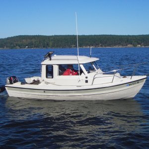 Toland 18-8, a precursor to the C-Dory, stopping by Sequim Bay StPk 08-CBGT.  Wish I had contact info. Linked to Toland 18-8 thread.