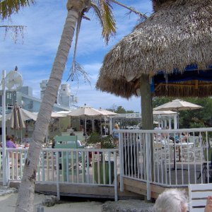 Loralie by the Sea, Great place to eat and sit a spell