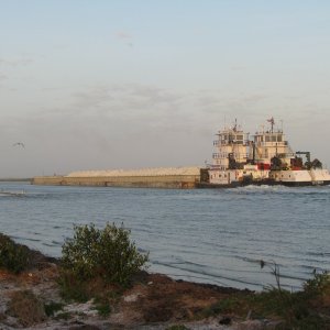 Recognize the beach?  Its where we launched the Jon Boat.