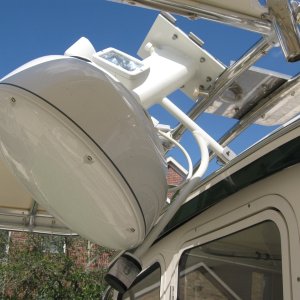 Media 'Folding radar mount side view' in album 'Radar mount with docking lights'