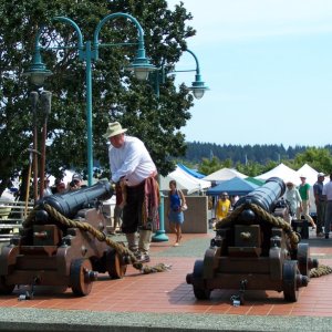 Cannon firing at noon