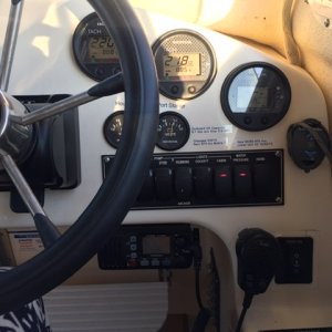 Helms view, Starboard instruments and switches