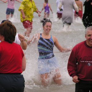 Kiwanis Polar Plunge  12-4-2004