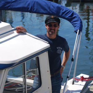 Media 'Capt.of Litl'Tug.' in album 'SeaAngel and Litl'Tug visit at the 
Sunset Grill, Willoughby Marina which
is VERY friendly with great seafood.'