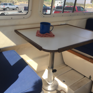 Dinette with reversible front bench