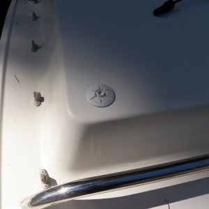 Snads attached to the cabin top.