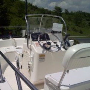 center console, gps/fishfinder/sonar,