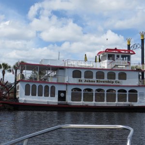 Dinner boat at Monroe Harbour Marina