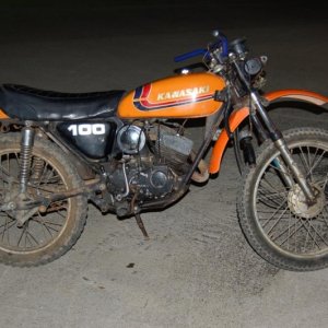 Media 'My 2nd bike. 1974 Kawasaki 100. Not actual picture.' in album 'My 1st bike. 1972 Honda Trail 70.'