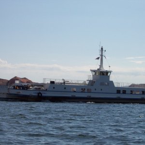 Ferry that runs between Halls Crossing and Bullfrog.