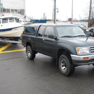 Media '1995 Toyota T-100 towed her like a dream' in album 'Our new boat waiting for us.'