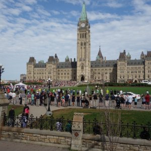 Canadaian changing of the guard every day at 10 AM