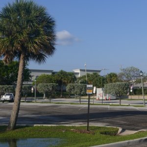 Lake Park Harbor Marina ramps/rig parking
