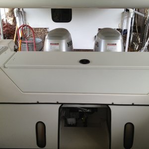 Closed front view