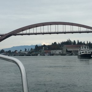 LaConner bridge, Mount Baker