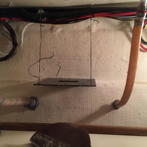 Mounting plate temporarily hung