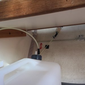 Close up of Fuel Tank pickup & vent lines cap