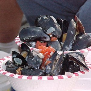 The Delectable Mussel, Steaming Hot!