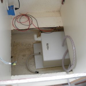Tank set in place, it fits!