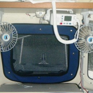 2-12V Oscillating Fans wired to same 15A fuse block.  Draw 1.5A each.(25SEP10)