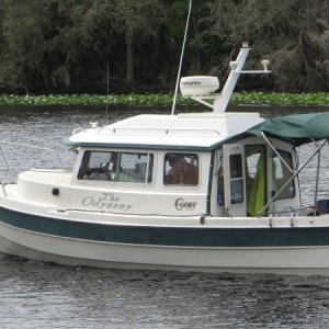 Media 'Larry and Wendy of the Odyssey do a drive by.' in album 'New Hontoon Island Brochure'