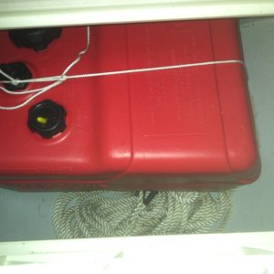 This is the water tank it is in the bow in the forward compartment
there is a priming bulb under the sink by the electric pump so the water is always at the pump.