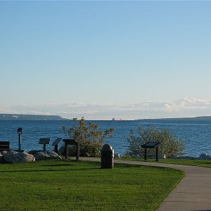 Media 'Paul Tregurtha 1013 ft between Mackinac and Round Islands' in album 'DeTour Entrance Light'