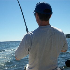 Jeff Head

Reel'n / C&R'n in a King. White UV hootchie with hearing strip