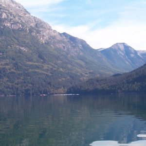 (seabran) Valley _ Homfray. This is a vast wilderness. There are no roads, towns, or peps inland from here for a loooong ways.
