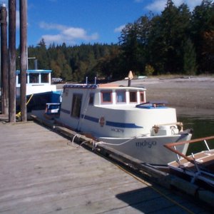 (seabran) A woman built this boat herself in Victoria and was living on it. She was trained in massage. Karen got a 75min massage for $35.