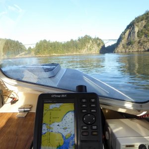 Approaching Deception Pass, about to go through Canoe Pass, the smaller less turbulent passage to the right.