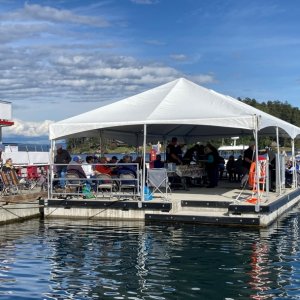 Media 'Saturday Night Potluck' in album 'Friday Harbor Cake 2022'