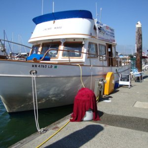 JACARI MARU