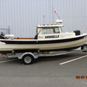 7 June 2014 Everett
     ANNABELLA 
1981 Classic 22 CDory