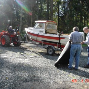 8 Nov 2008 Oak Harbor
Fred, Robbi & Joe with the
newly acquired 16CD