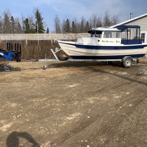 Media 'Clean boat' in album 'Boat at Dealer'