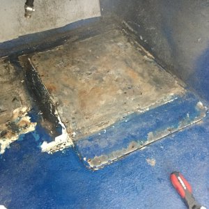 Media 'Metal plate under fuel tanks?' in album 'Metal plate under fuel tanks?'