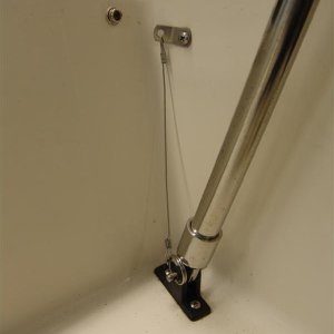 Media 'Splashwell mount uses same lockpin from topside.' in album 'Camper 1'