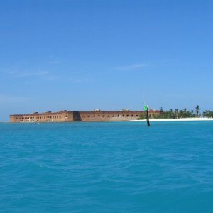 Media 'FL Keys approach to Ft. Jefferson, the Dry Tortugas' in album 'FL Keys Entering Biscayne Bay, the beginning.'