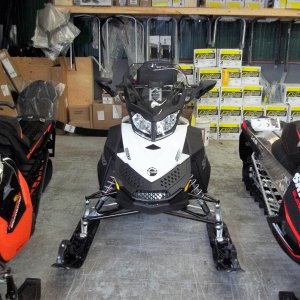 2016 Ski Doo Expedition Sport 550f   Picked it up at the dealers today , will post more pictures.