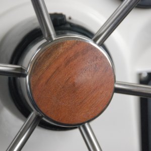 After receiving the replacement hub from Anna Leigh's Dave, I followed his great advice and coated the new hub with extra coats of teak oil, all over.